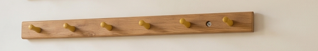Knopplister furu , målade knoppar